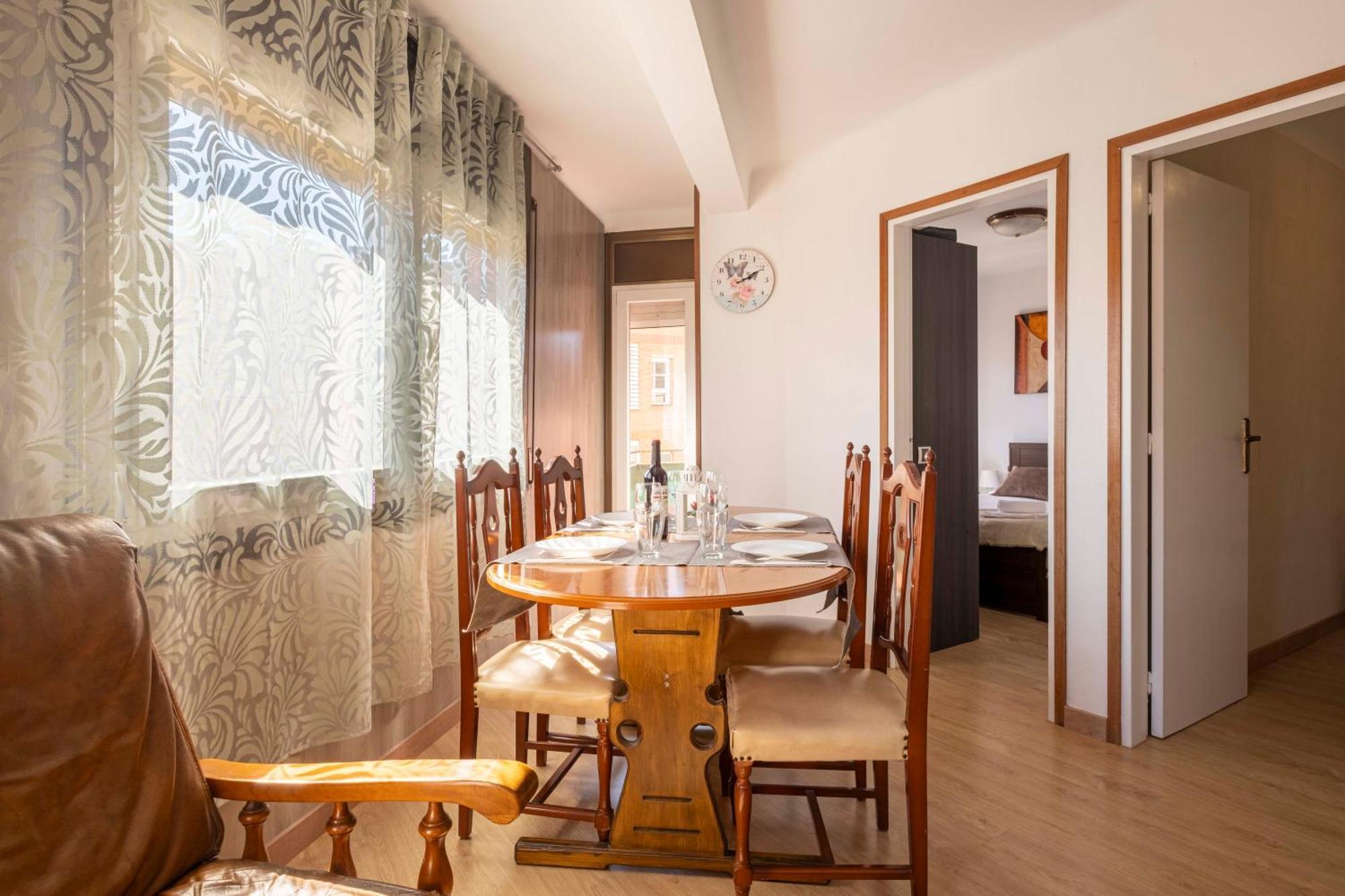 산트 아드리아 데 베소스 5 Min To The Sea And 15 Min To Barcelona Center 아파트 외부 사진