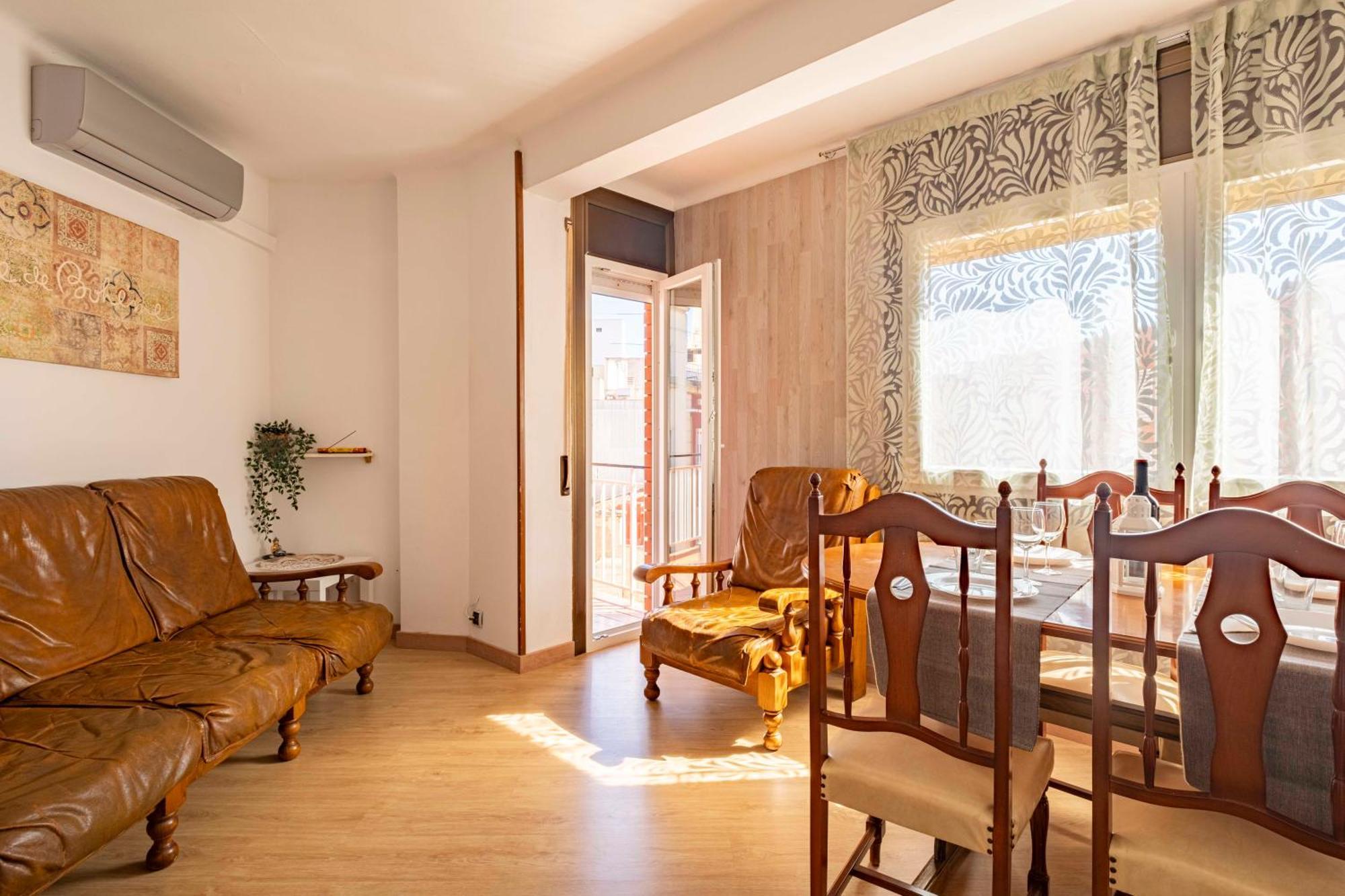 산트 아드리아 데 베소스 5 Min To The Sea And 15 Min To Barcelona Center 아파트 외부 사진